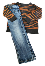 Load image into Gallery viewer, Outfit (size 3)
