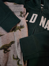 Load image into Gallery viewer, Outfit (size 3)
