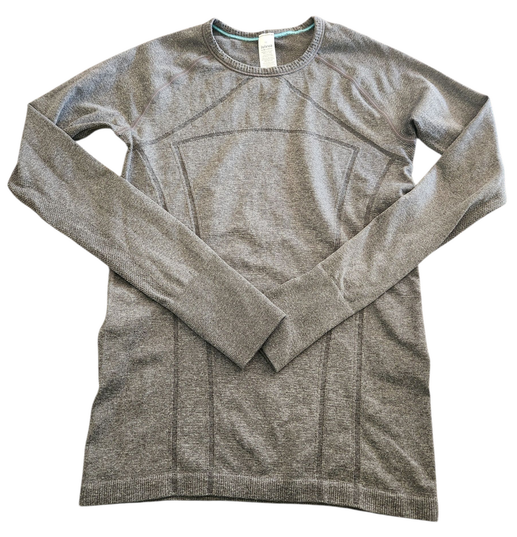 Top (Ivivia) size 12