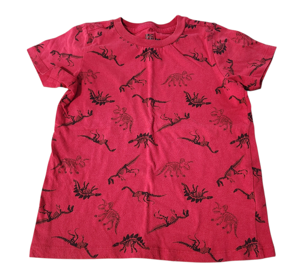 T-shirt (Epic threads) size 6