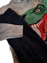 Load image into Gallery viewer, Outfit (size 3)
