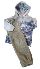 Load image into Gallery viewer, Outfit (size 2)

